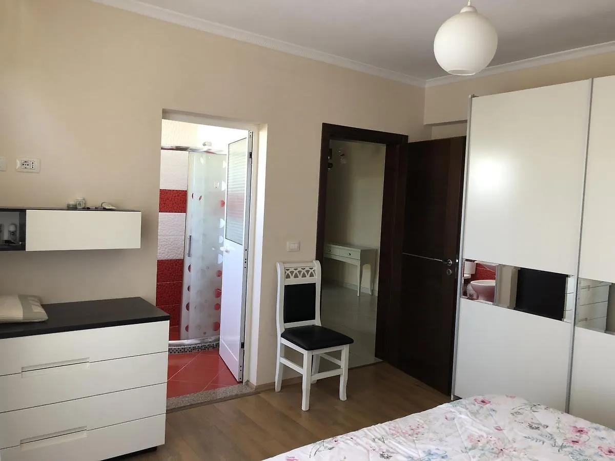 Apartment Pisha Durres 0*,